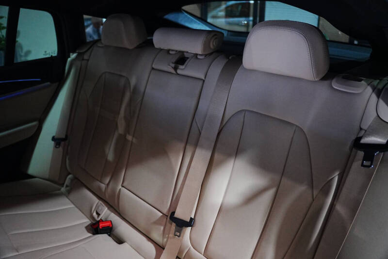 2021 BMW X4 xDrive30i