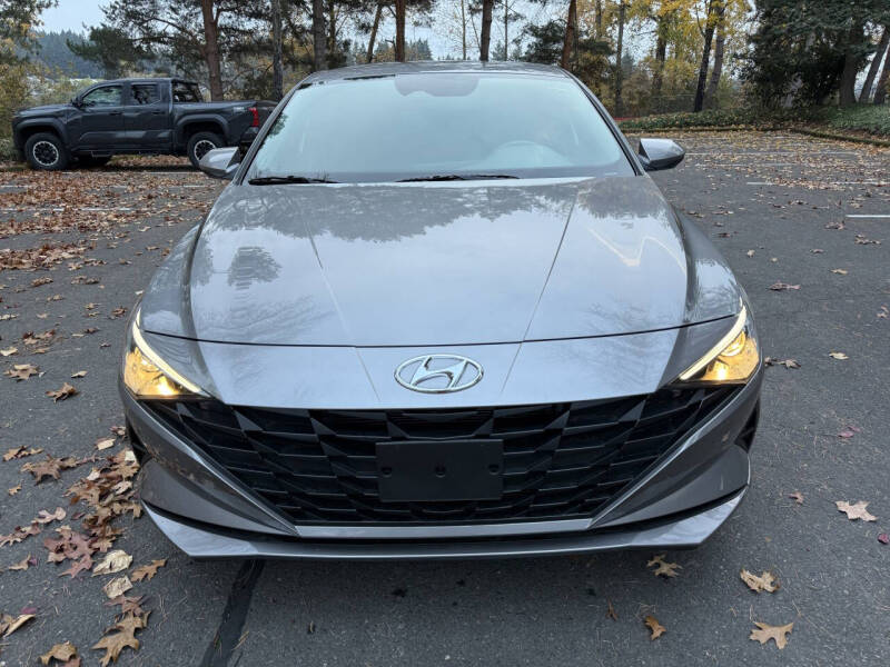 2023 Hyundai Elantra Hybrid Blue