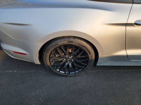 2015 Ford Mustang V6