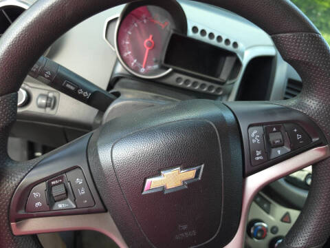 2016 Chevrolet Sonic LT Auto