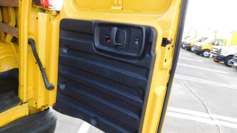 2017 GMC Savana 2500