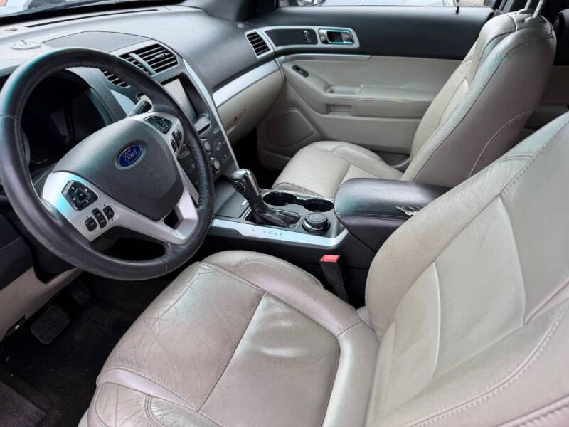 2014 Ford Explorer XLT