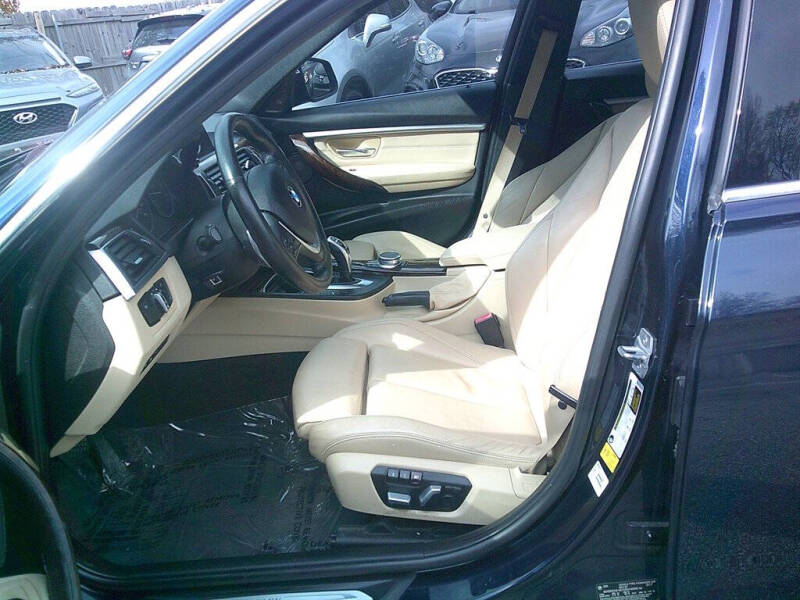 2017 BMW 3 Series 330i