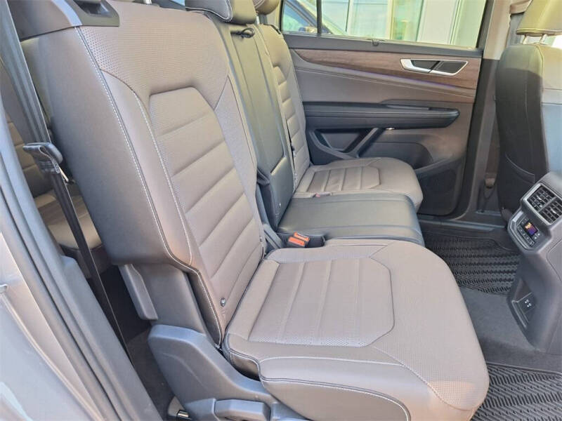 2025 Volkswagen Atlas SEL 4Motion