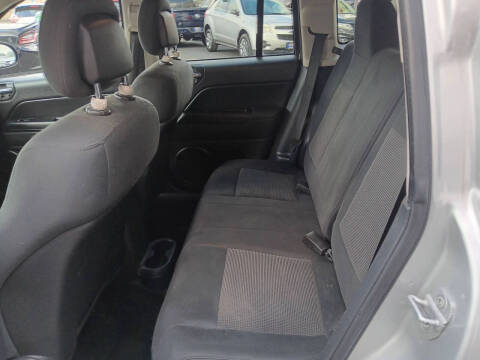 2012 Jeep Compass Sport