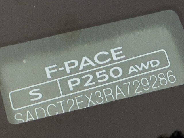 2024 Jaguar F-PACE P250 R-Dynamic S