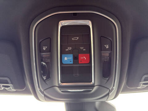 2022 Jeep Grand Cherokee Altitude