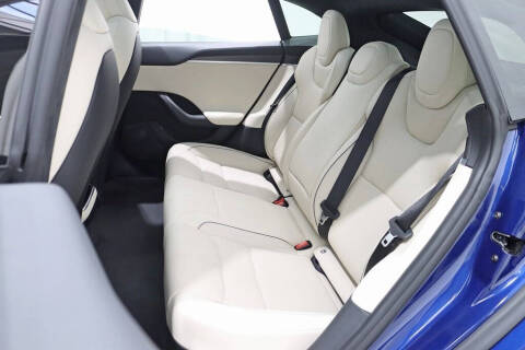 2023 Tesla Model S Plaid