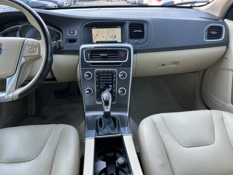 2016 Volvo S60 T5 Drive-E Premier