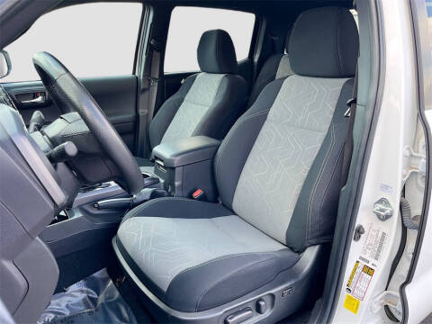 2023 Toyota Tacoma TRD Off-Road