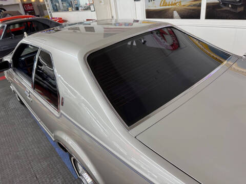 1988 Lincoln Mark VII Bill Blass