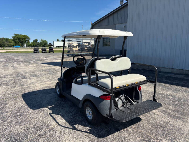 2012 Club Car Precedent