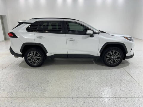 2023 Toyota RAV4 Hybrid XLE Premium