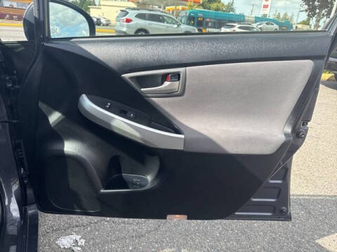 2015 Toyota Prius Two