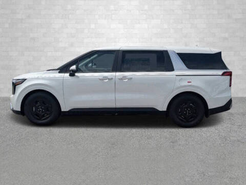 2025 Kia Carnival LX