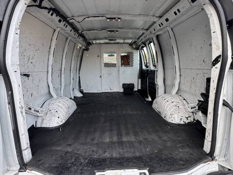 2021 Chevrolet Express 2500