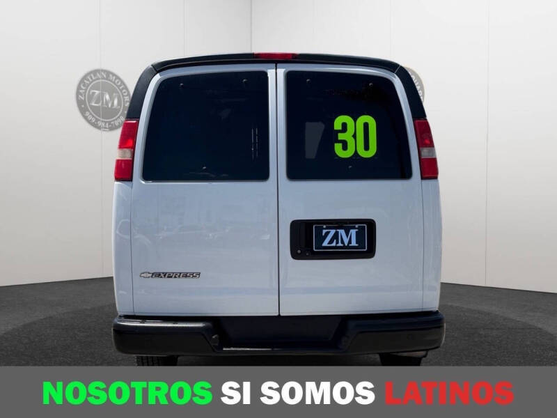 2017 Chevrolet Express 2500