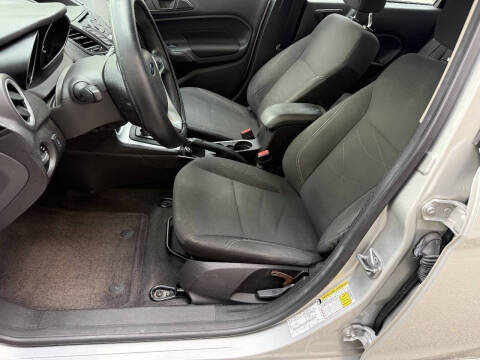 2017 Ford Fiesta SE