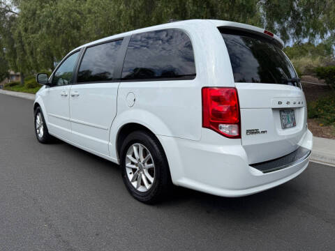 2016 Dodge Grand Caravan SXT Plus