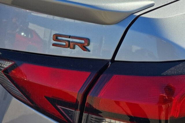 2025 Nissan Versa SR