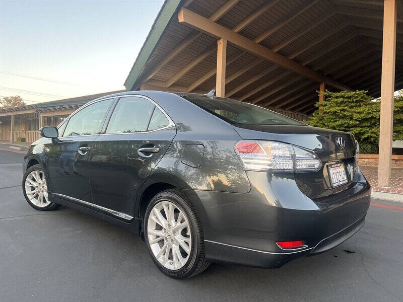 2011 Lexus HS 250h Premium