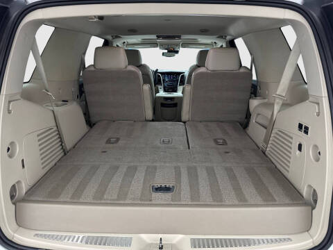 2018 Cadillac Escalade Luxury