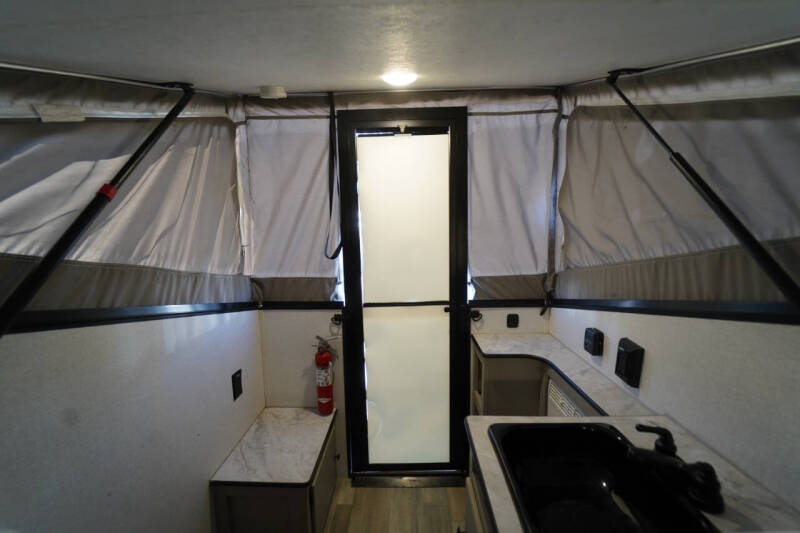 2023 Coachmen RV Clipper CP 9.0