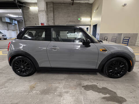 2016 MINI Hardtop 2 Door Cooper