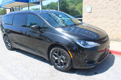 2018 Chrysler Pacifica Touring L Plus