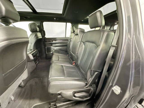 2023 Jeep Wagoneer