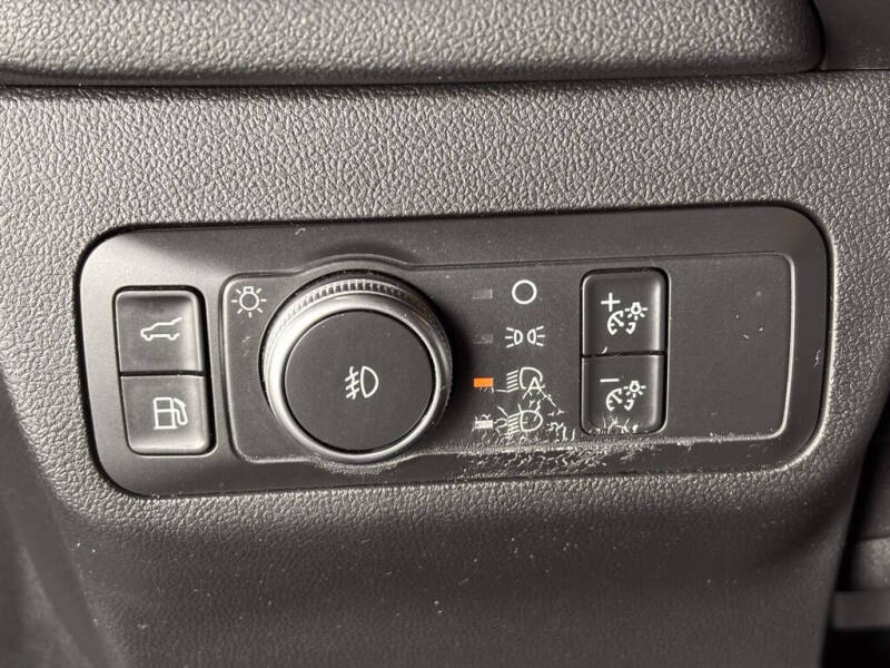 2020 Ford Escape Hybrid Titanium