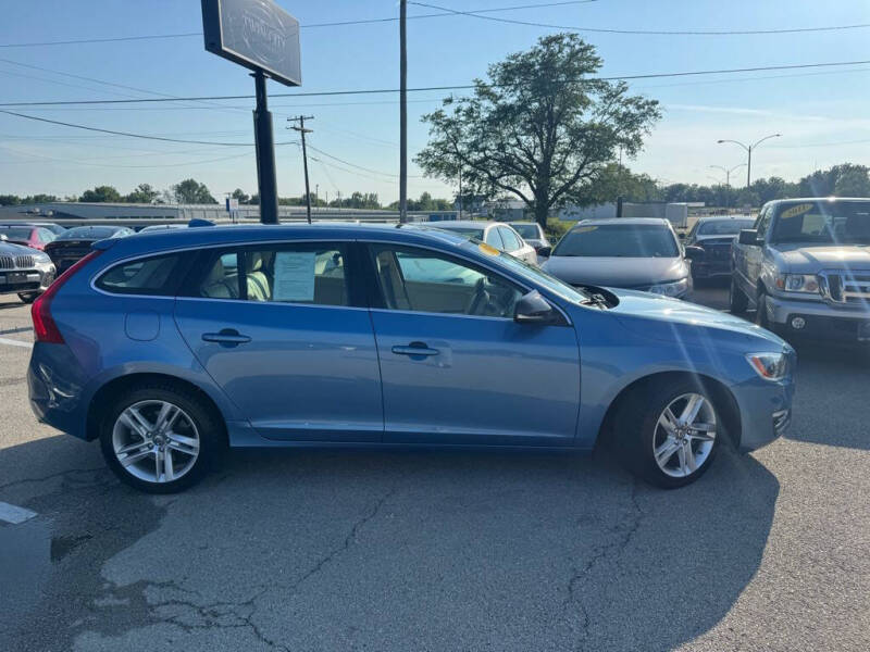 2015 Volvo V60 T5 Drive-E Platinum