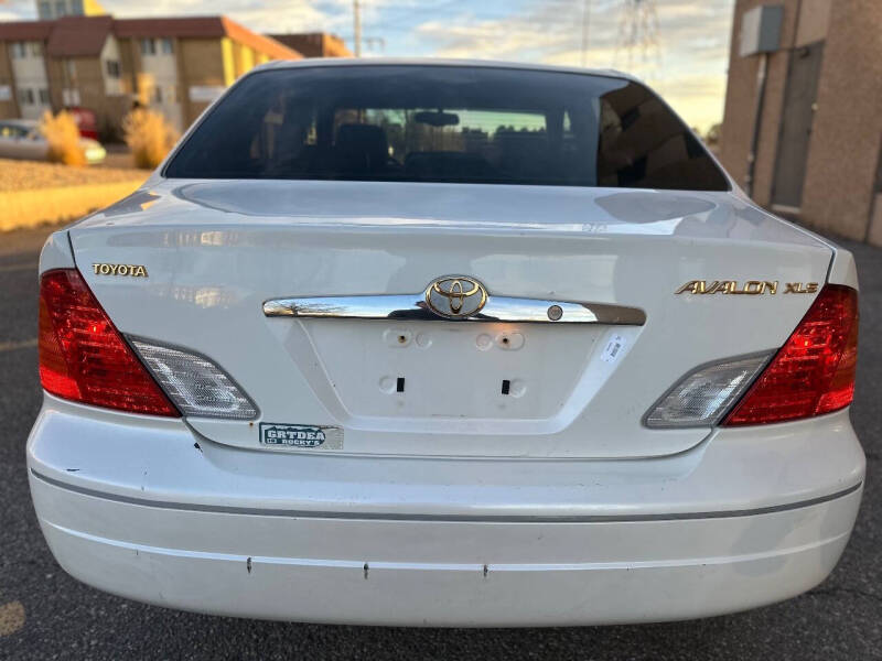 2001 Toyota Avalon XLS
