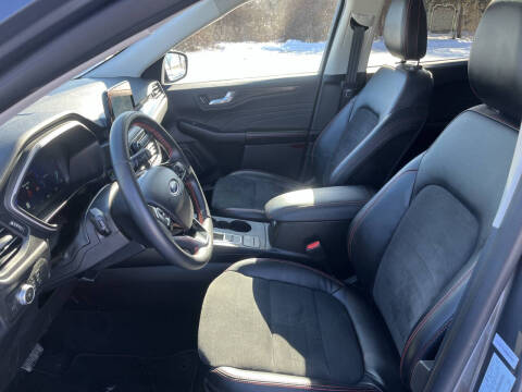 2022 Ford Escape SEL