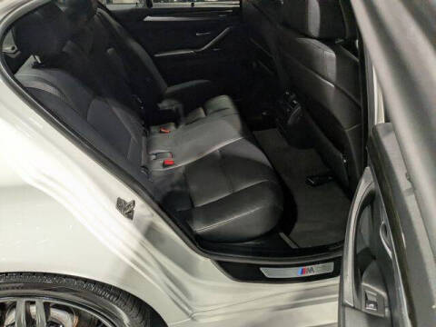 2013 BMW 5 Series 550i xDrive