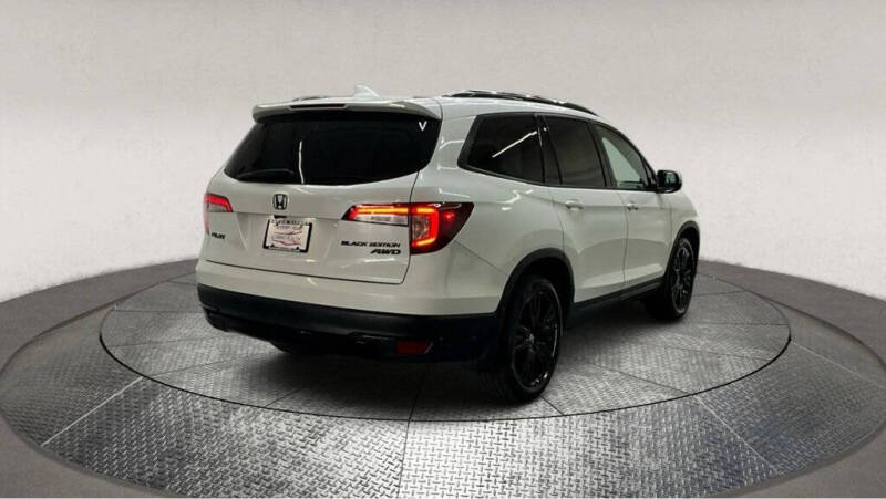 2022 Honda Pilot Black Edition