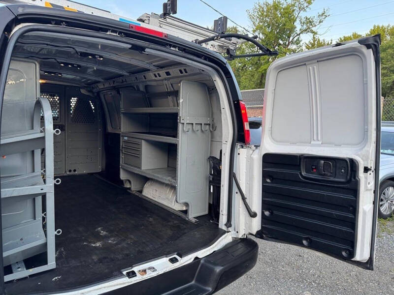 2017 Chevrolet Express 2500