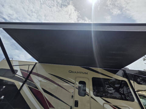 2021 Thor Motor Coach Quantum