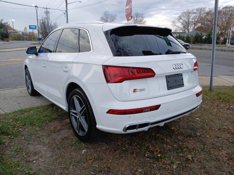 2018 Audi SQ5 3.0T quattro Premium Plus