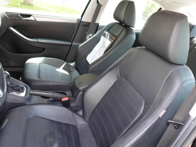 2014 Volkswagen Jetta SEL PZEV