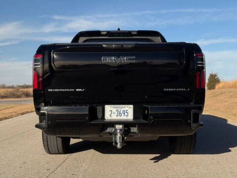 2025 GMC Sierra EV Denali