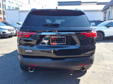 2023 Chevrolet Traverse RS