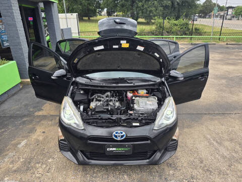 2016 Toyota Prius c
