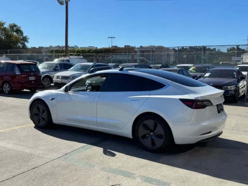 2020 Tesla Model 3 Standard Range