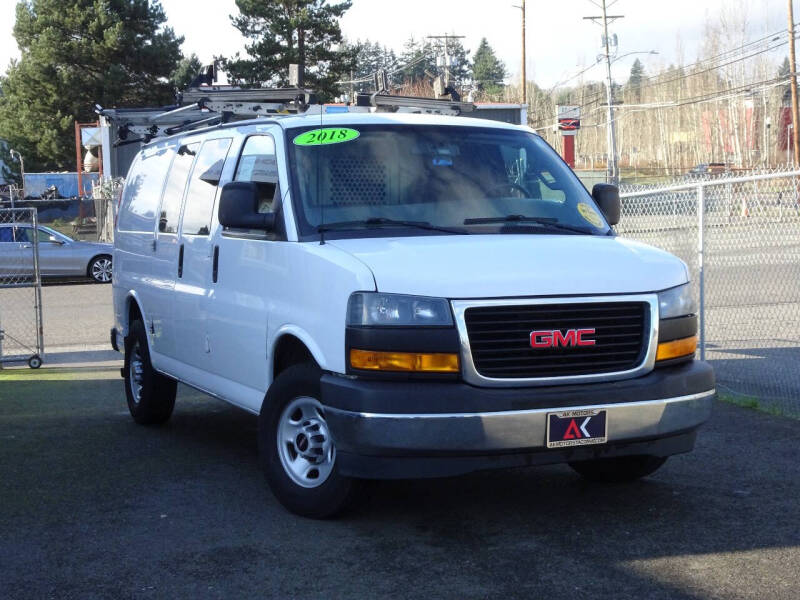 2018 GMC Savana Cargo - Image 1