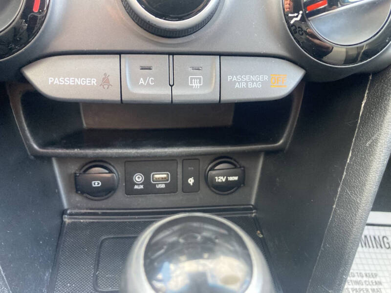 2021 Hyundai Kona SEL Plus