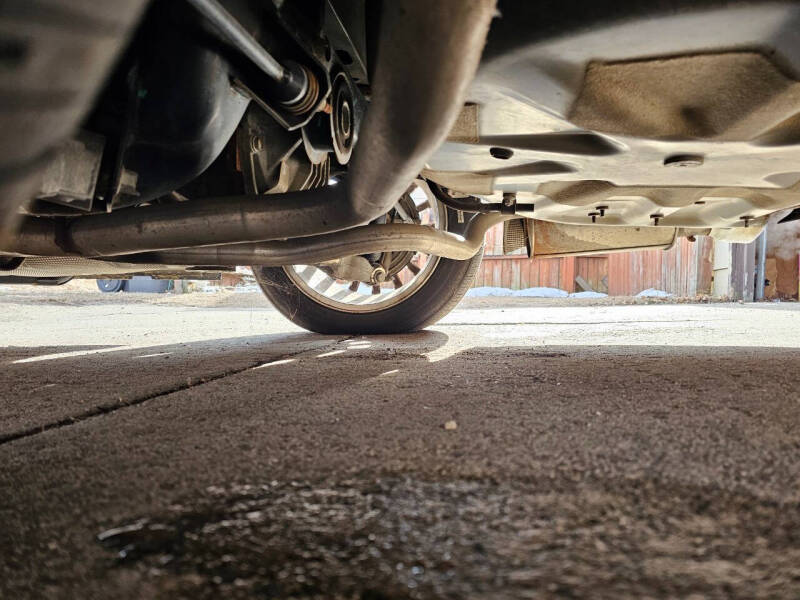 2005 Ford Thunderbird Deluxe