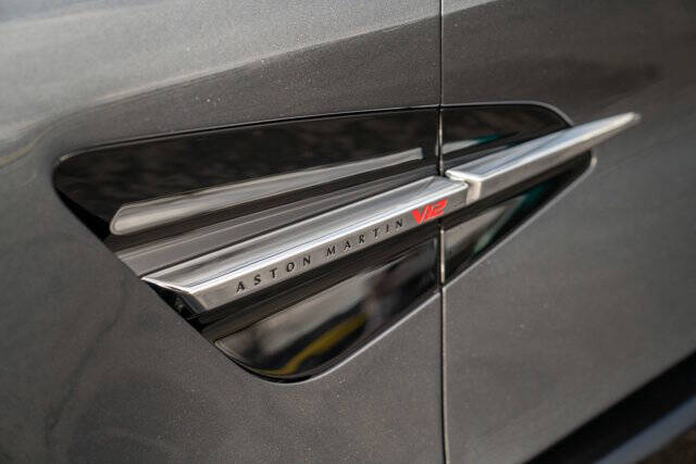 2025 Aston Martin Vanquish