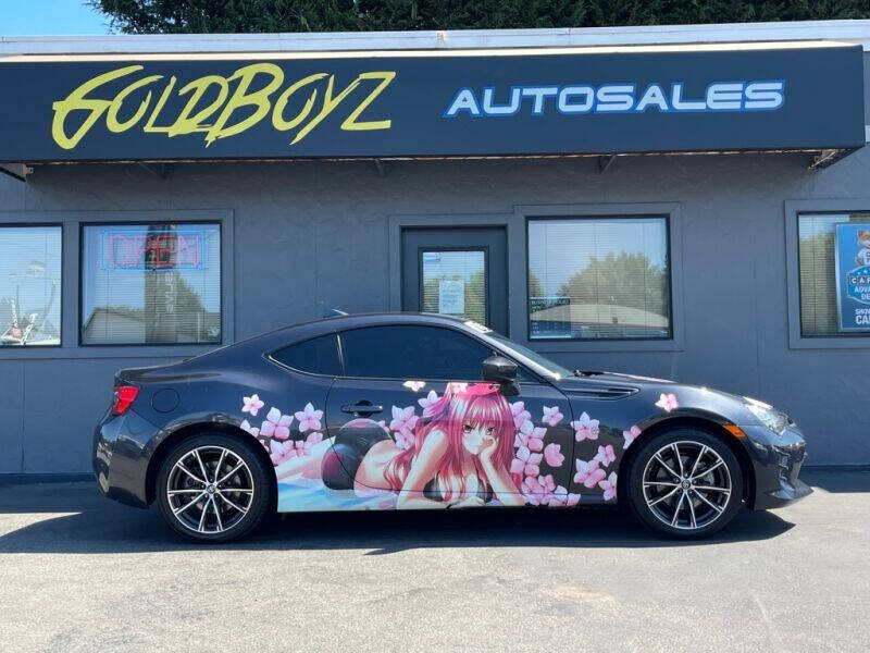 Toyota Sold Its First Anime Wrapped GT 86 in Japan - autoevolution