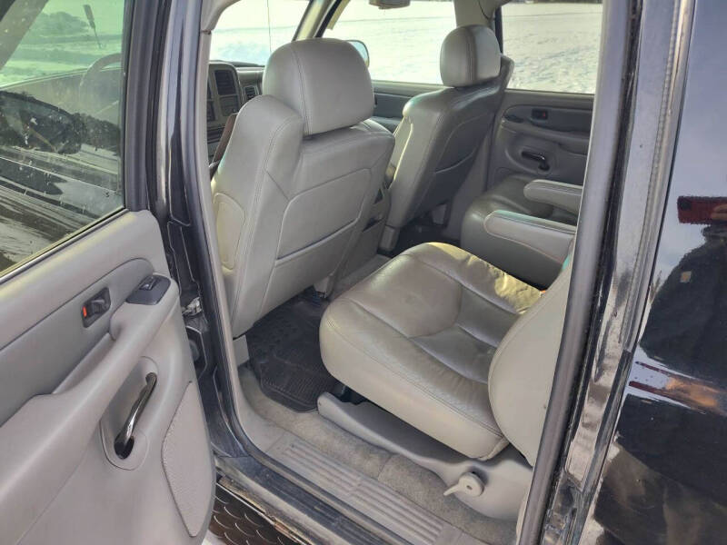 2004 GMC Yukon XL Denali